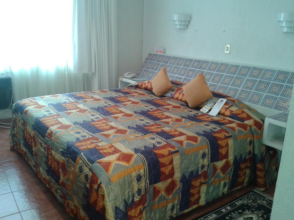 Hotel ฟอร์ติน เด ลาส ฟลอเรส ภายนอก รูปภาพ